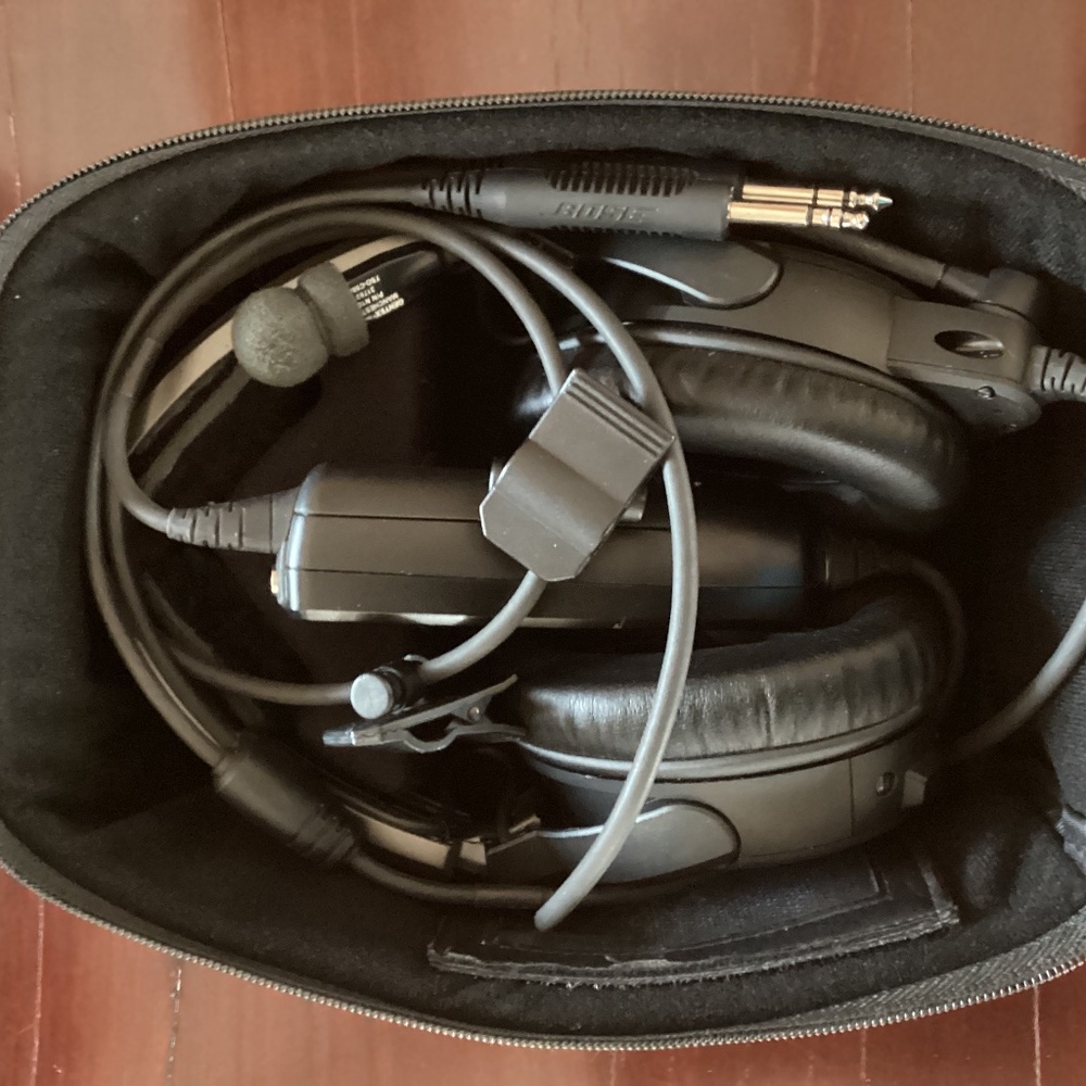 Bose A20 Aviation headset dual plug, used
